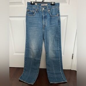 Levi’s Ribcage Straight Jean
